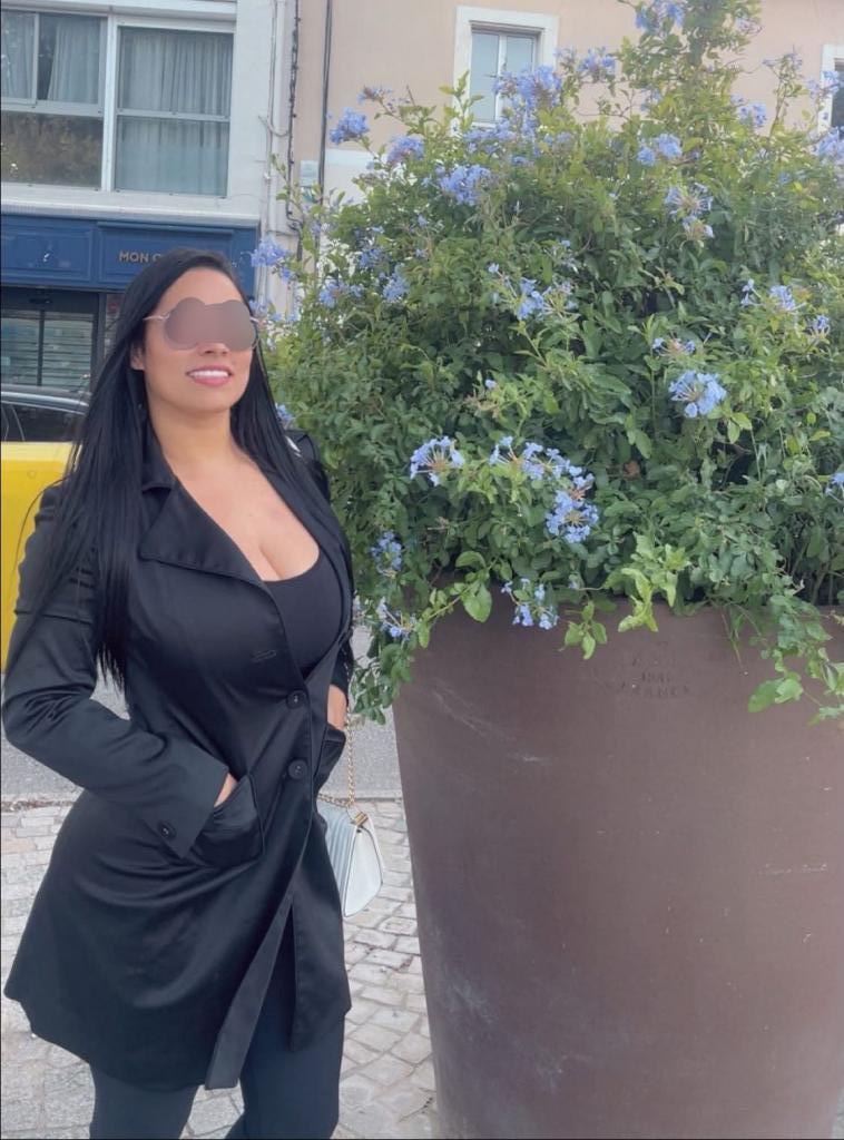 632038307: Chica busca chico en Zaragoza