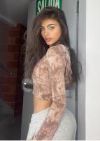 637068164: Chica busca chico en Madrid