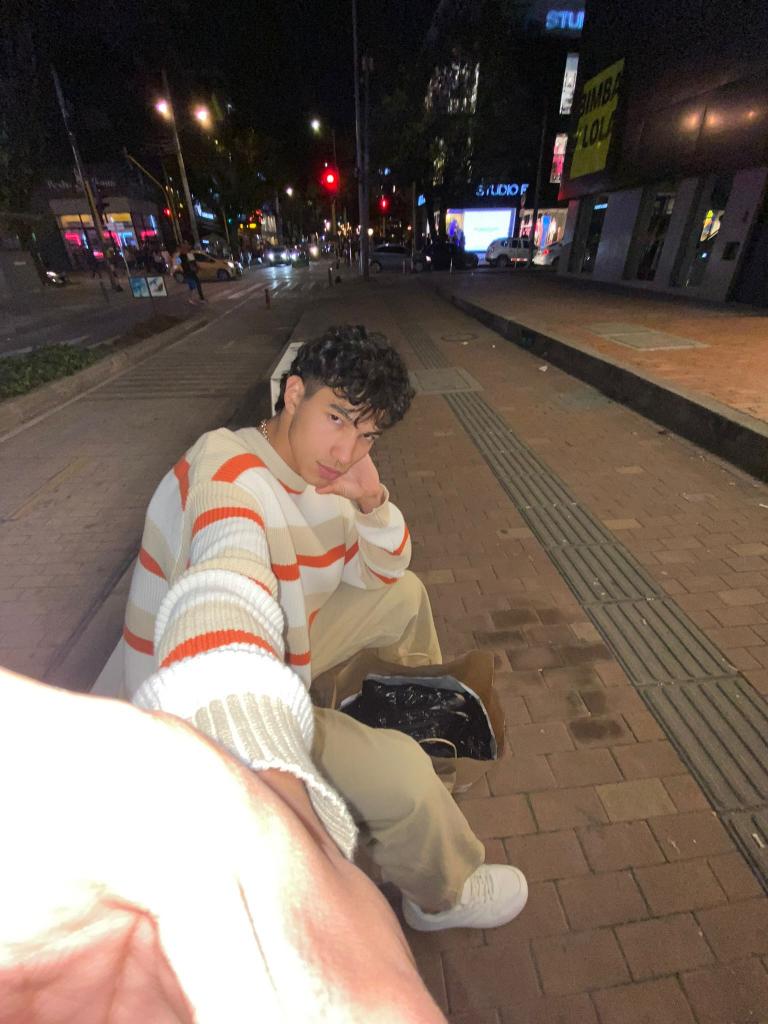 Chico busca chica en León: 