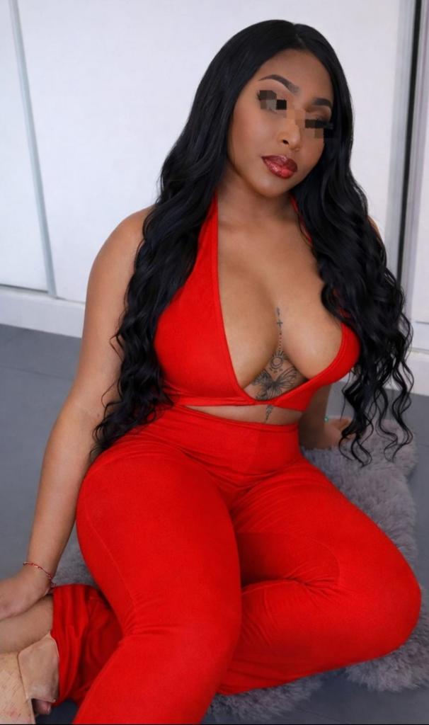 Chica busca chico en Murcia: Chica busca chico