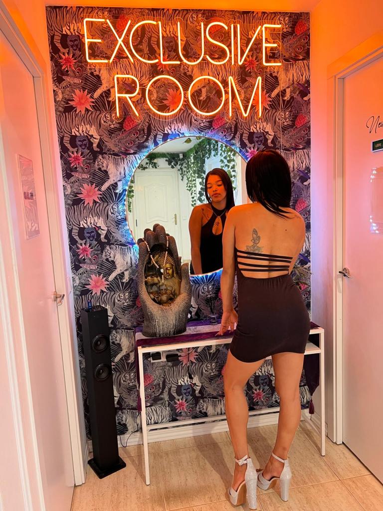 Chica busca chico en Madrid: 