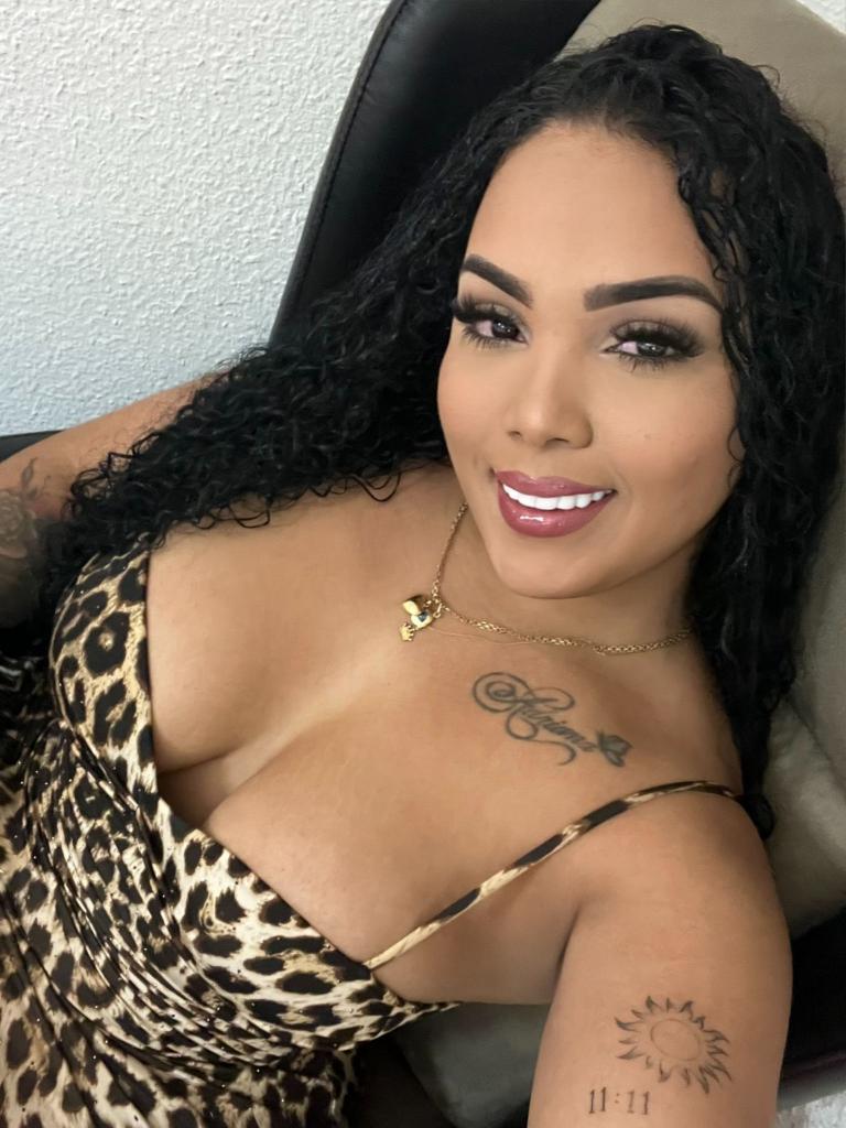 Chica busca chico en Tenerife: Chica busca chico