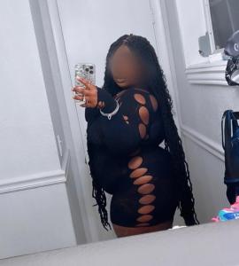 Chica busca chico en Huelva: 