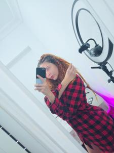 615601935: Chica busca chico en Málaga