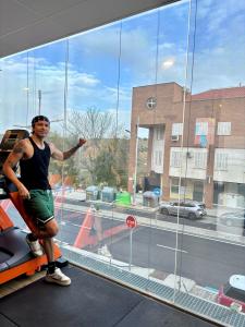 Chico busca chica en Madrid: 