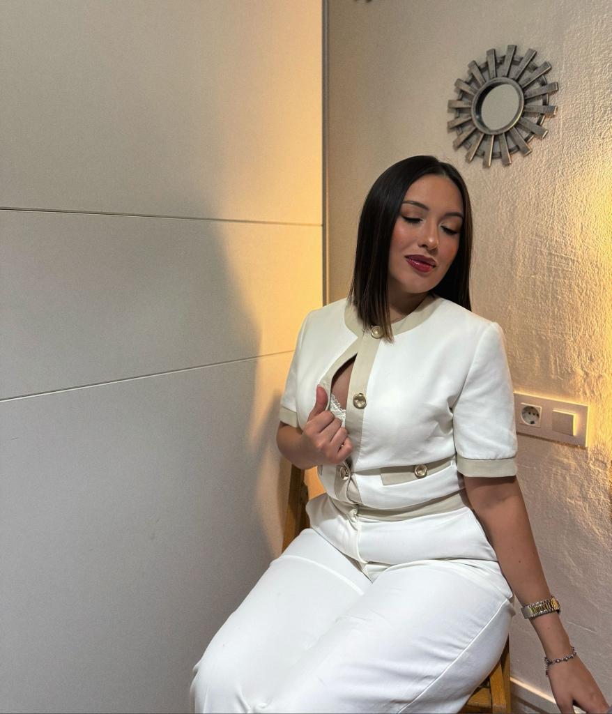 Chica busca chico en Asturias: 