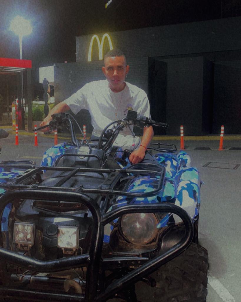 Chico busca chica en Mallorca: 