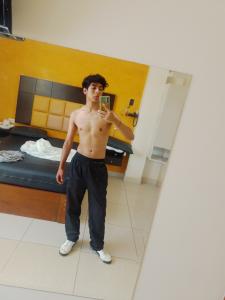 661562481: Chico busca chica en Huelva