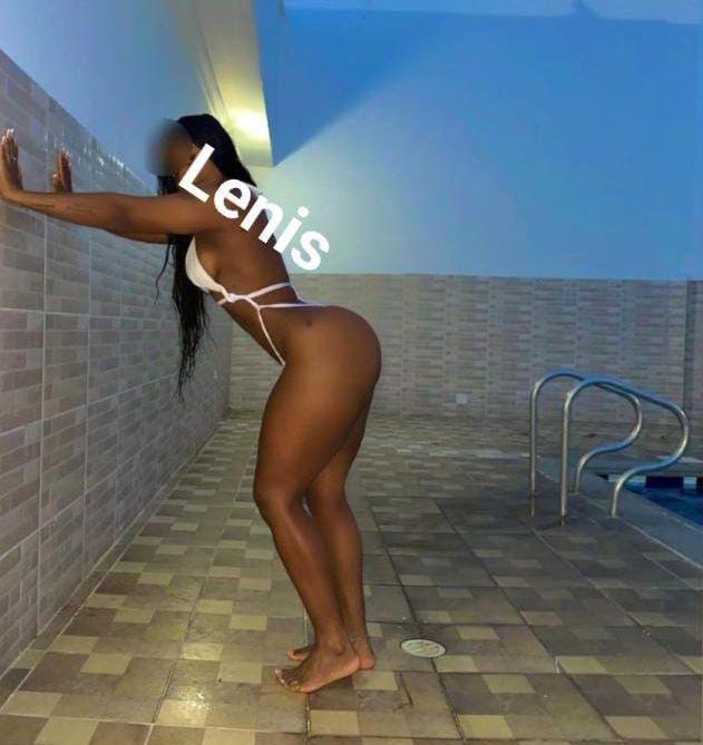 Chica busca chico en La Coruña: 