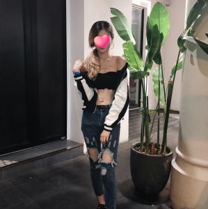 617271505: Chica busca chico en Sevilla