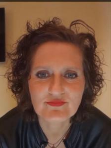 618277251: Chica busca chico en La Coruña