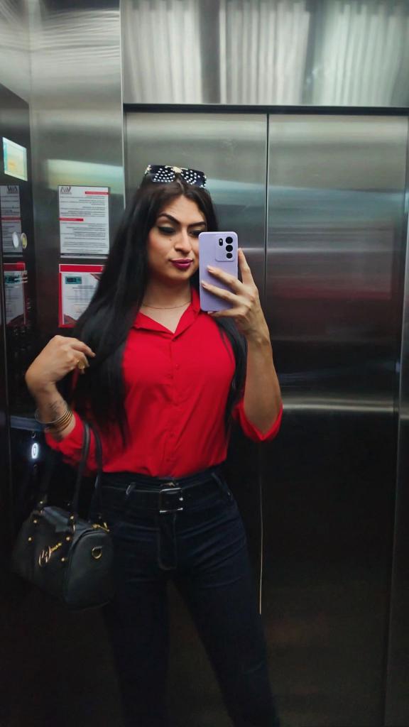 633046039: Travesti en Pontevedra