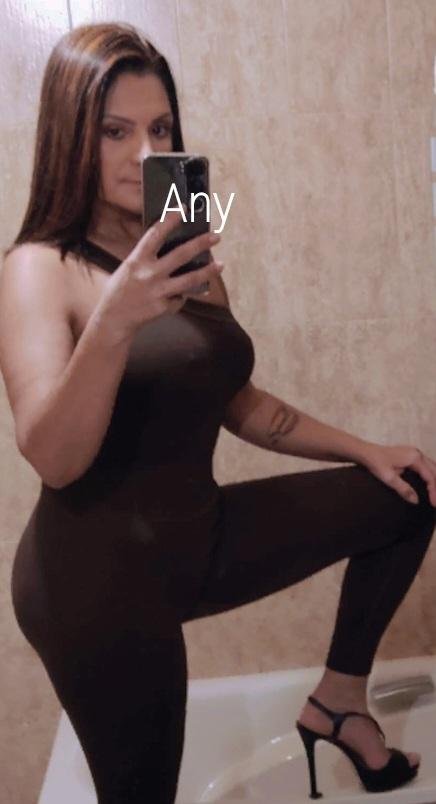 Chica busca chico en Orense: 