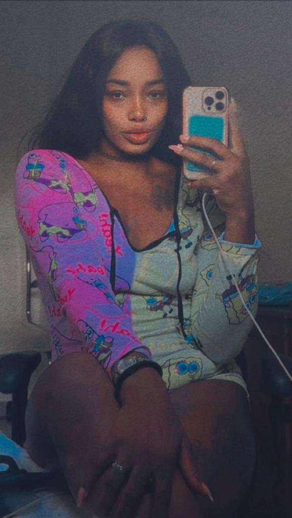 Chica busca chico en Sevilla: 