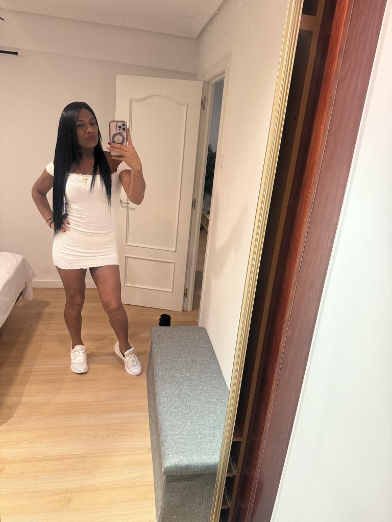 647265209: Transexual en Barcelona