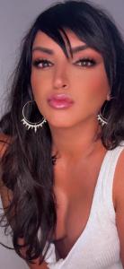 614104467: Transexual en Cádiz