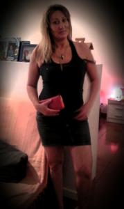 663377706: Chica busca chico en Gerona