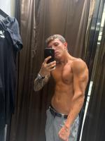 657792755: Chico busca chica en Málaga