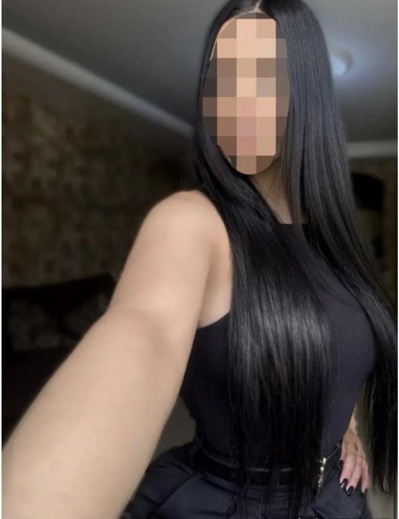 610910539: Chica busca chico en Sevilla
