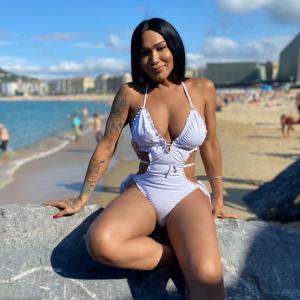 697229451: Travesti en Barcelona