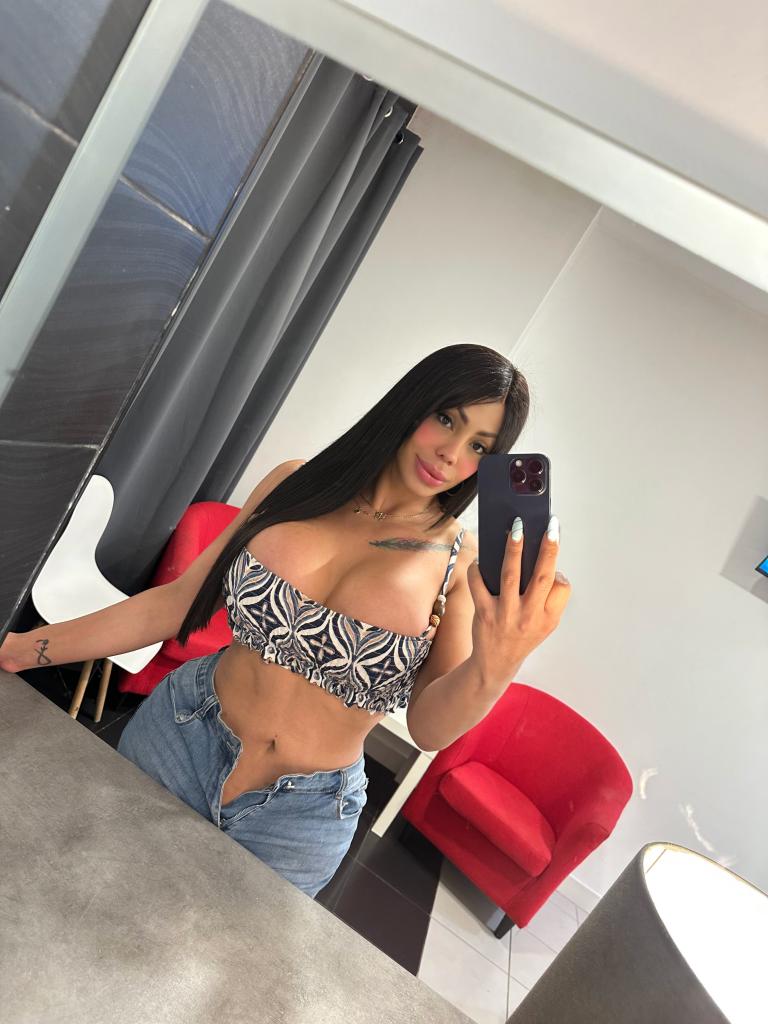 637246210: Travesti en Madrid