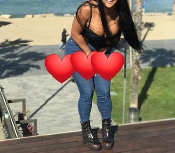 Chica busca chico en Cádiz: 