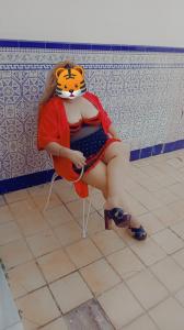 Chica busca chico en Almería: 