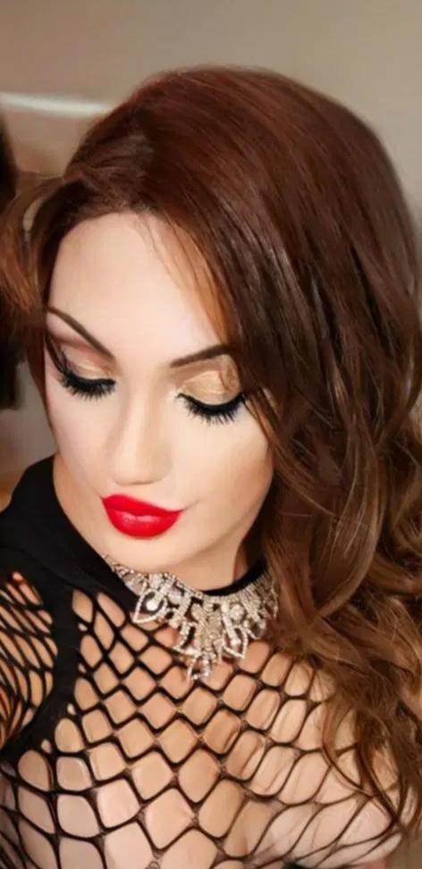 Chica busca chico en Almería: 