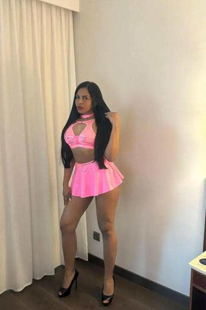 Chica busca chico en Tenerife: 