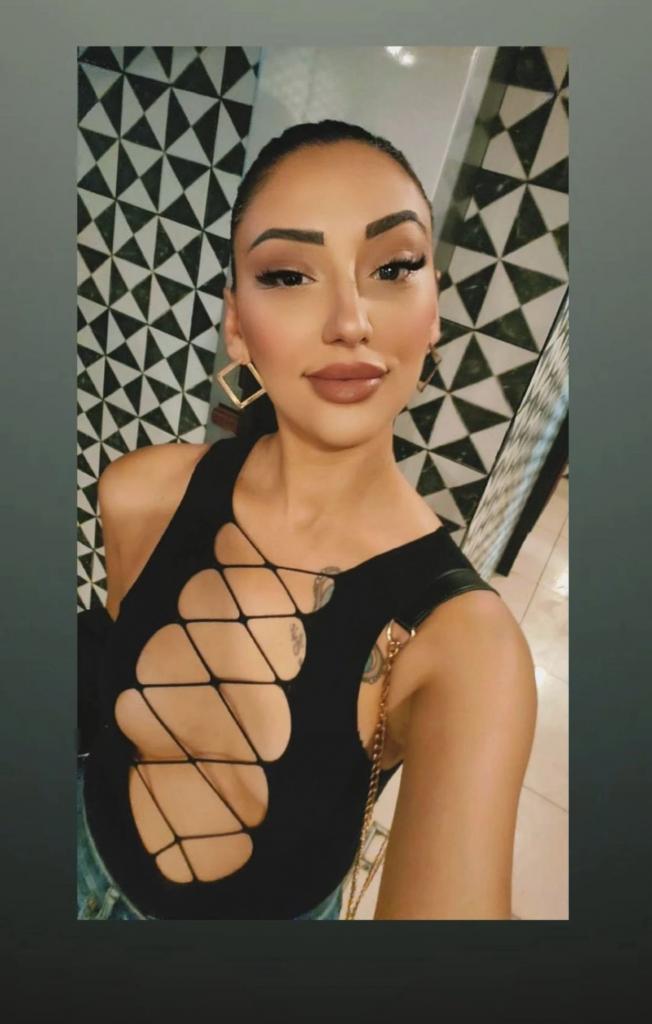 666784782: Chica busca chico en Barcelona