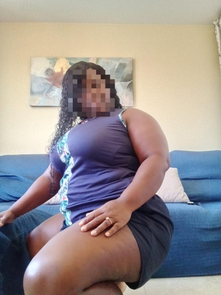 Chica busca chico en Tenerife: 