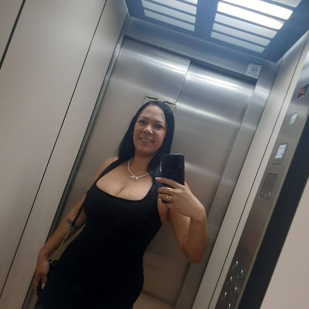 600814455: Chica busca chico en Zaragoza