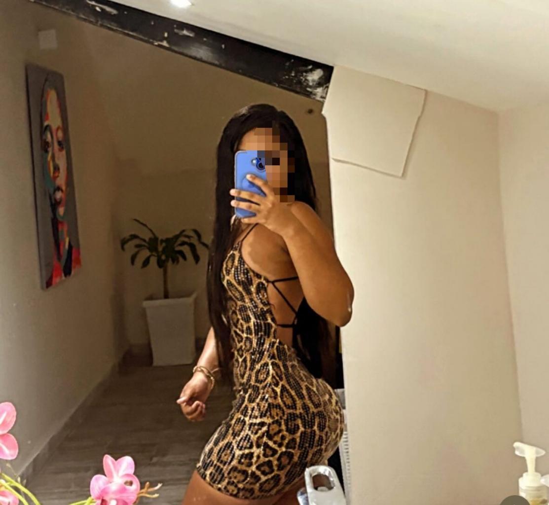 Chica busca chico en Sevilla: 