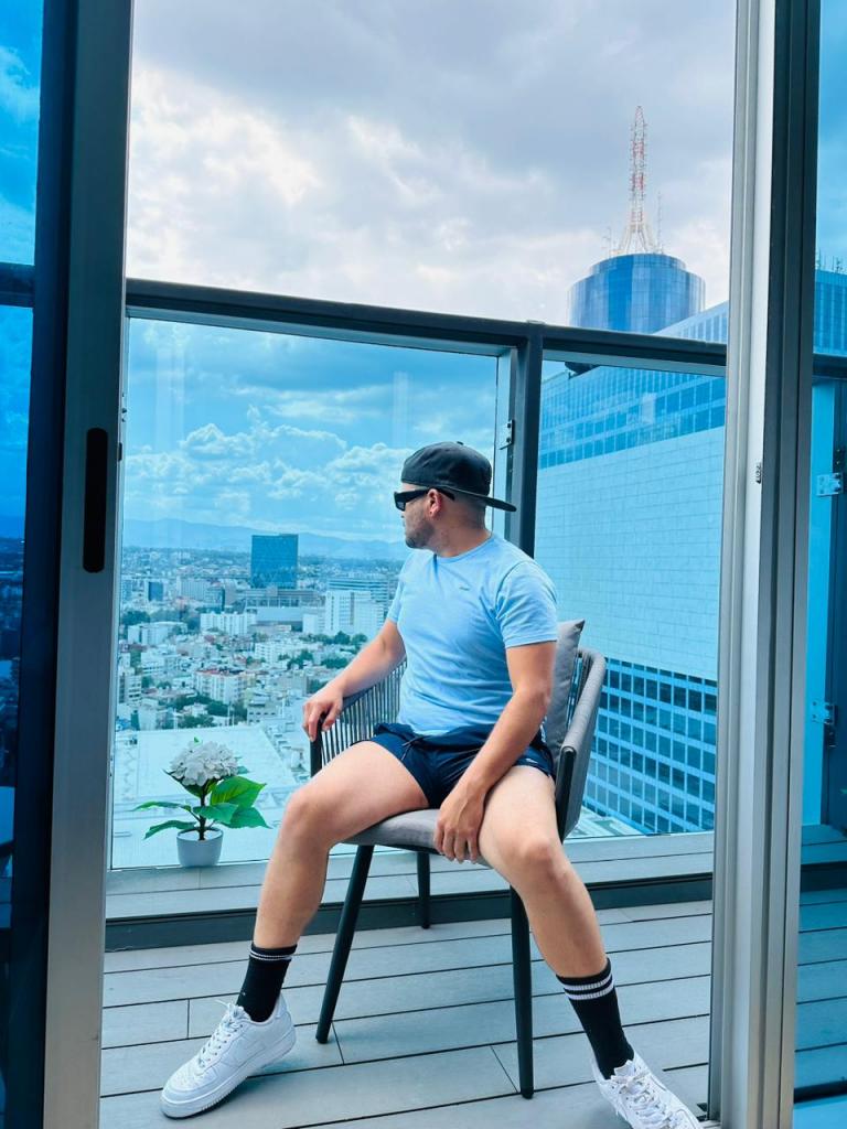 Chico busca chica en Tenerife: 