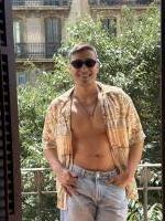 657382924: Chica busca chico en Barcelona