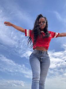 691345082: Chica busca chico en Cádiz