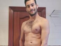 615974819: Chico busca chica en Barcelona