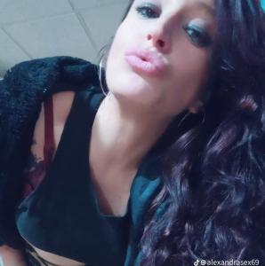 613440204: Chica busca chico en Alicante