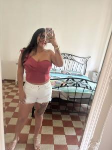 613208323: Chica busca chico en Cáceres