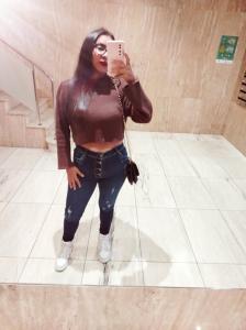 613208323: Chica busca chico en Cáceres