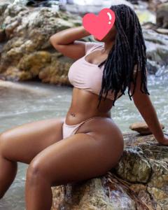 634046103: Chica busca chico en Huesca