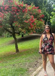 613208323: Chica busca chico en Cáceres