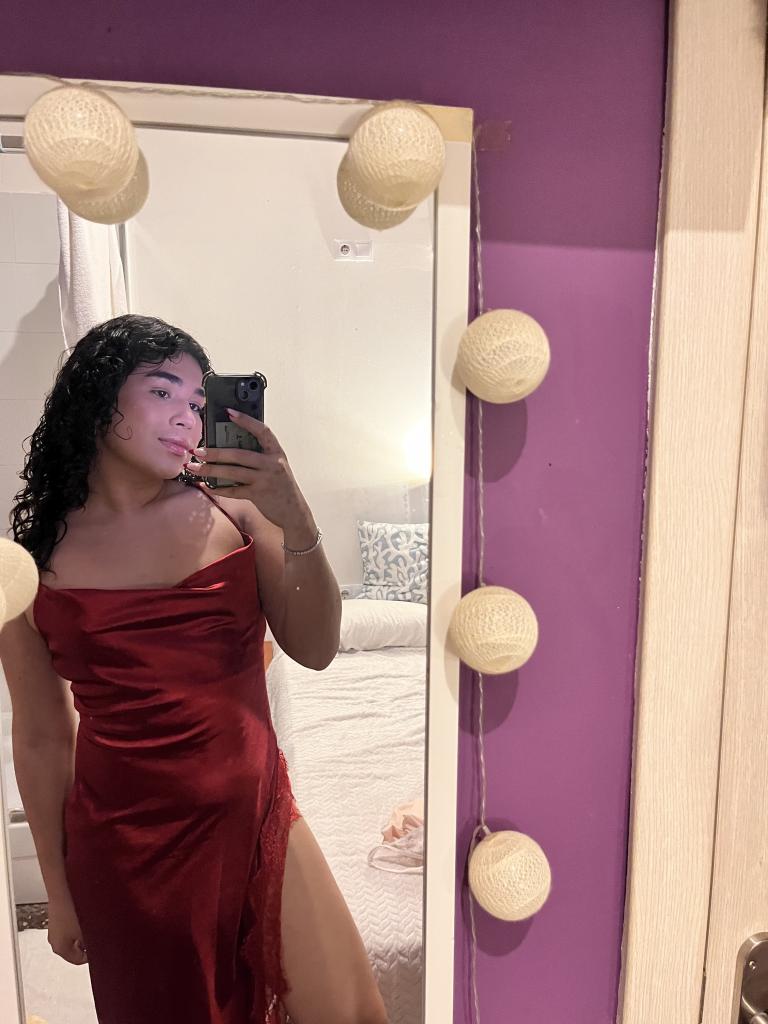 613374401: Chica busca chico en Madrid