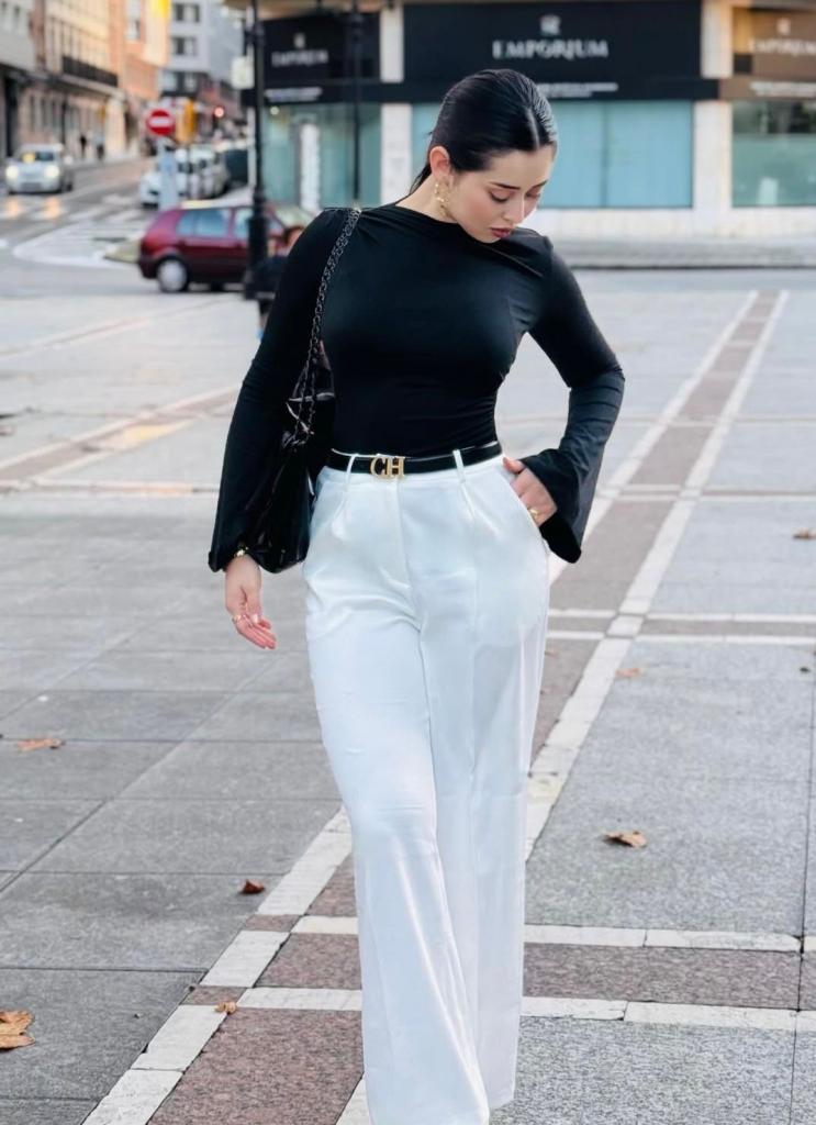 Chica busca chico en Cádiz: 