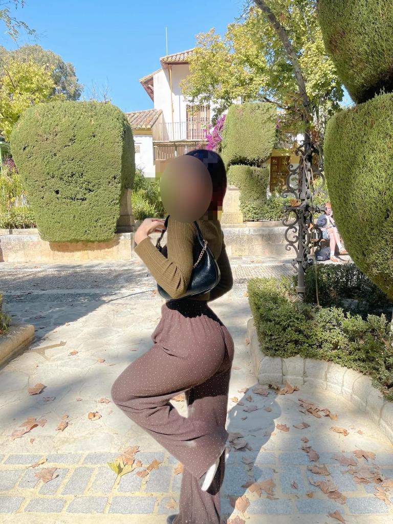 643652310: Chica busca chico en Málaga