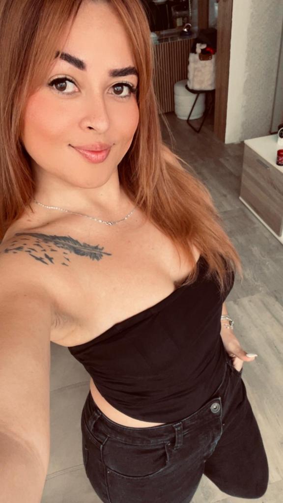 657240048: Chica busca chico en Málaga