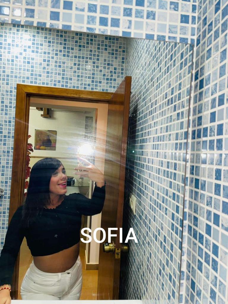 Chica busca chico en Almería: 