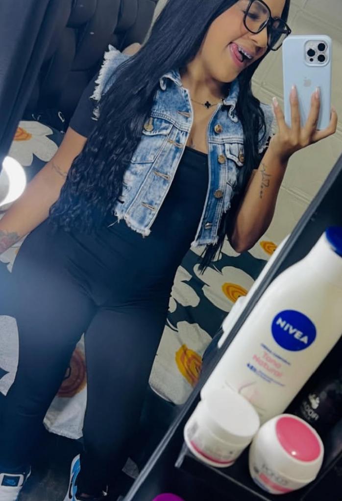 656390517: Chica busca chico en Las Palmas