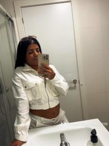 645056944: Chica busca chico en Málaga