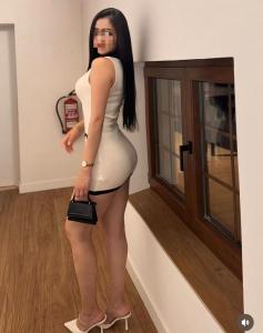 611304251: Chica busca chico en Cádiz